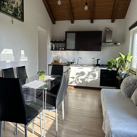 Quiet Countryside Apartments Near The City And The Sea Копер Экстерьер фото